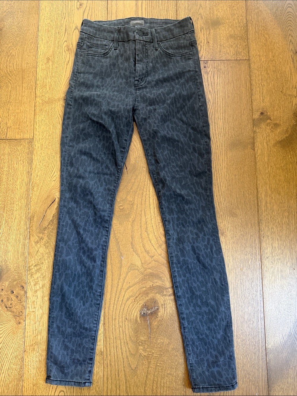 Womens Mother Charcoal Leopard Print Skinny Jeans - size 25